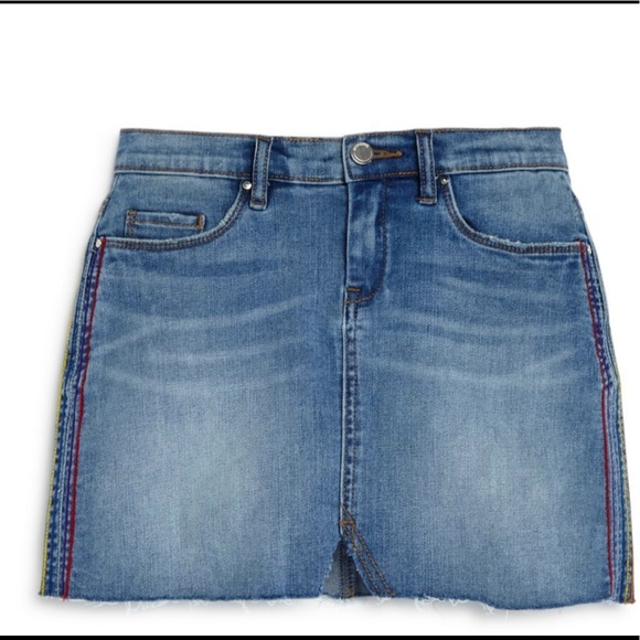 BLANKNYC Girls' Embroidered Denim Mini Skirt, Big Kid
100% Exclusive - Picture 1 of 2